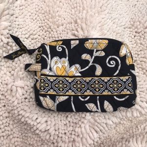 NWOT Vera Bradley Purse/Wallet/Makeup-bag